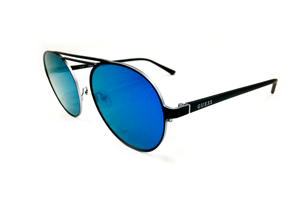 GUESS GU 3028